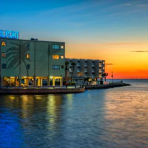 Sailport Waterfront Semesteranläggning (resort)