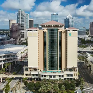 Hotel Embassy By Hilton Downtown Convention Center, Tampa
