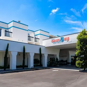Hotel Oasis Bay Suites, Tampa, Busch Gardens, Usf, Tampa